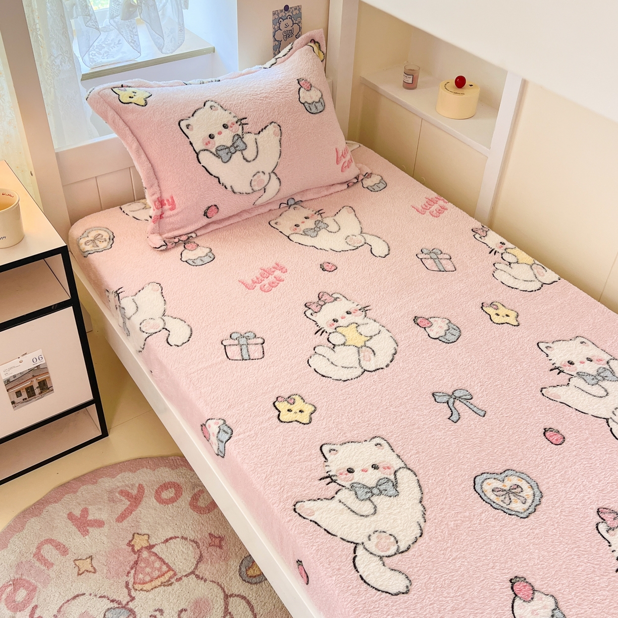 91家纺网 家纺一手货源 找家纺 川悦生活 2025新款雪花绒宿舍单床笠 床笠甜梦小猫