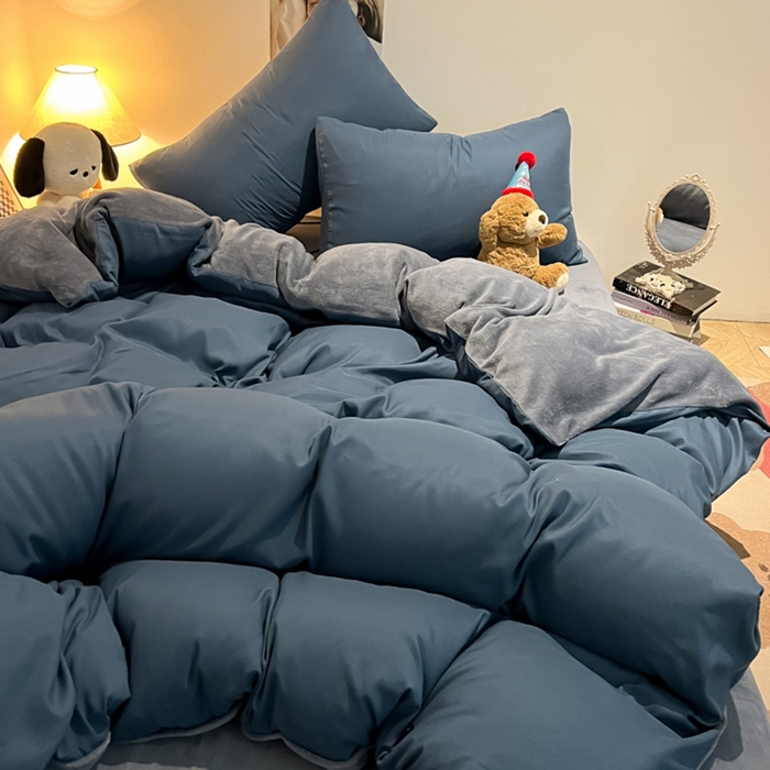 91家纺网 家纺一手货源 找家纺 悦织湾家纺 2025新款水洗棉牛奶绒单面绒单被套四件套双面两用春秋冬都可用学生宿舍四件套 单面绒宝兰浅灰