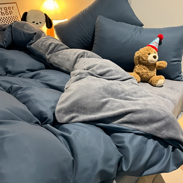 91家纺网 家纺一手货源 找家纺 悦织湾家纺 2025新款水洗棉牛奶绒单面绒单被套四件套双面两用春秋冬都可用学生宿舍四件套 单面绒宝兰浅灰