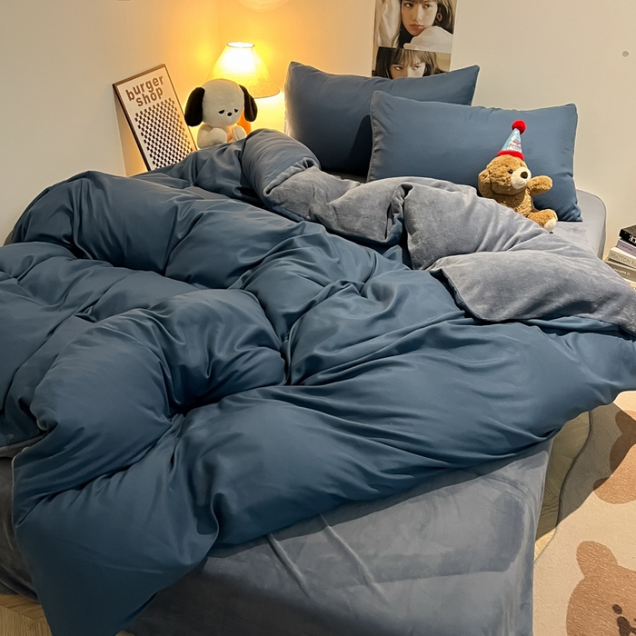 91家纺网 家纺一手货源 找家纺 悦织湾家纺 2025新款水洗棉牛奶绒单面绒单被套四件套双面两用春秋冬都可用学生宿舍四件套 单面绒宝兰浅灰