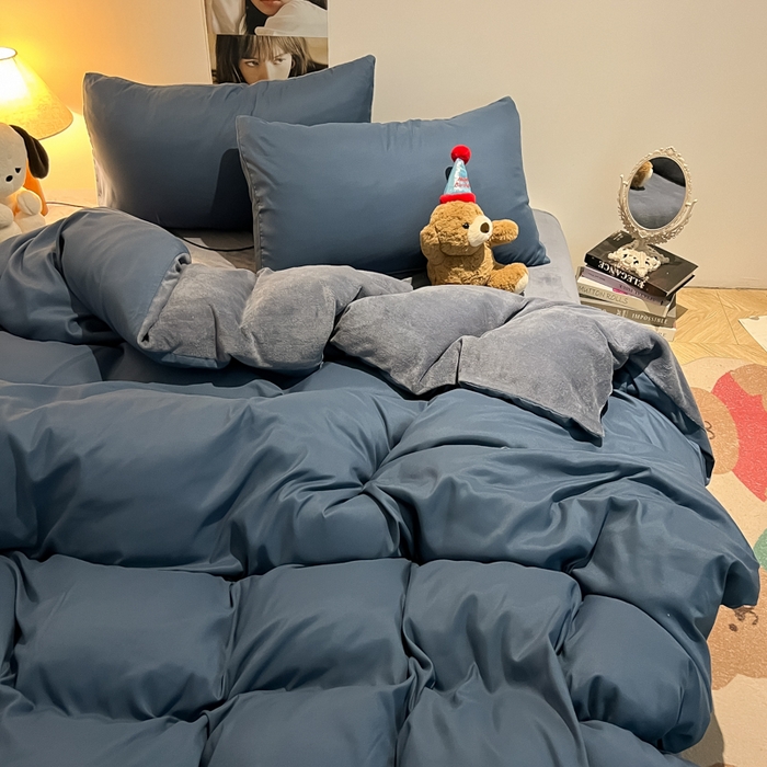 91家纺网 家纺一手货源 找家纺 悦织湾家纺 2025新款水洗棉牛奶绒单面绒单被套四件套双面两用春秋冬都可用学生宿舍四件套 单面绒宝兰浅灰