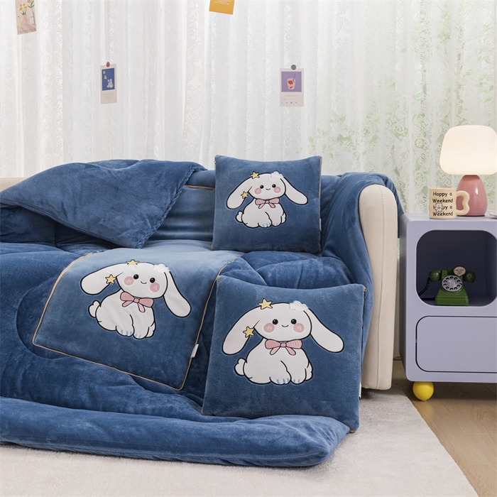 91家纺网 家纺一手货源 找家纺 （总）哩哩熊 2025新款抱枕被子两用加厚二合一汽车载枕头办公室午睡毯子冬天靠枕-长耳兔系列