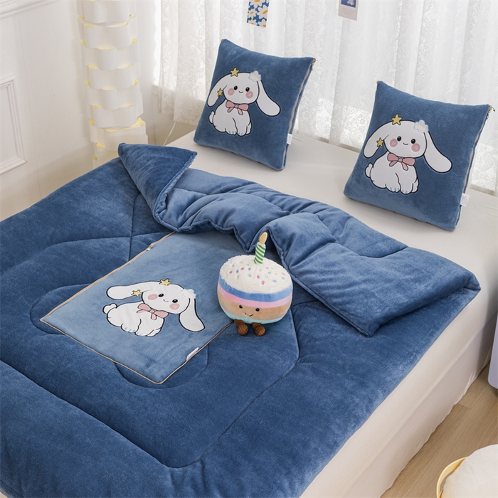 91家纺网 家纺一手货源 找家纺 （总）哩哩熊 2025新款抱枕被子两用加厚二合一汽车载枕头办公室午睡毯子冬天靠枕-长耳兔系列