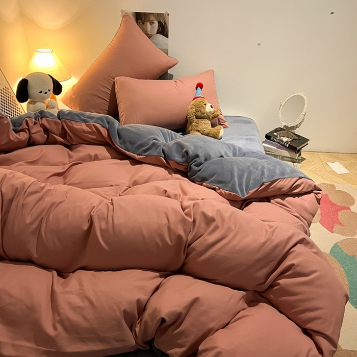 91家纺网 家纺一手货源 找家纺 悦织湾家纺 2025新款水洗棉牛奶绒单面绒单被套四件套双面两用春秋冬都可用学生宿舍四件套 单面绒豆沙浅灰