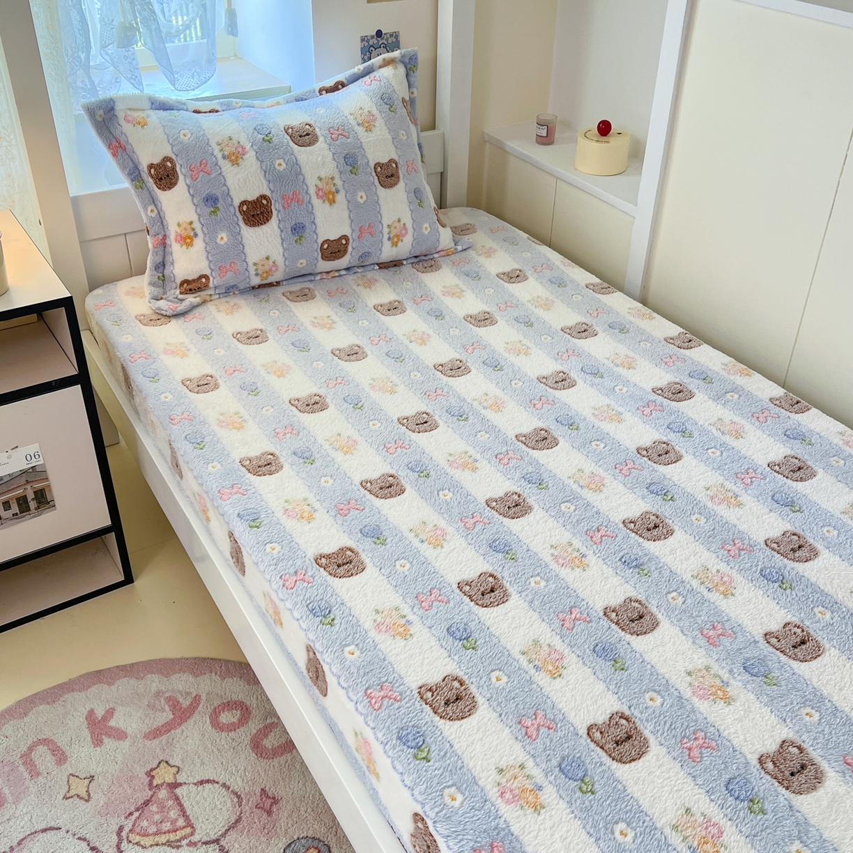 91家纺网 家纺一手货源 找家纺 川悦生活 2025新款雪花绒宿舍单床笠 床笠小熊花园