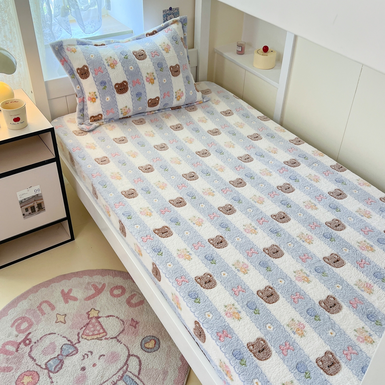 91家纺网 家纺一手货源 找家纺 川悦生活 2025新款雪花绒宿舍单床笠 床笠小熊花园