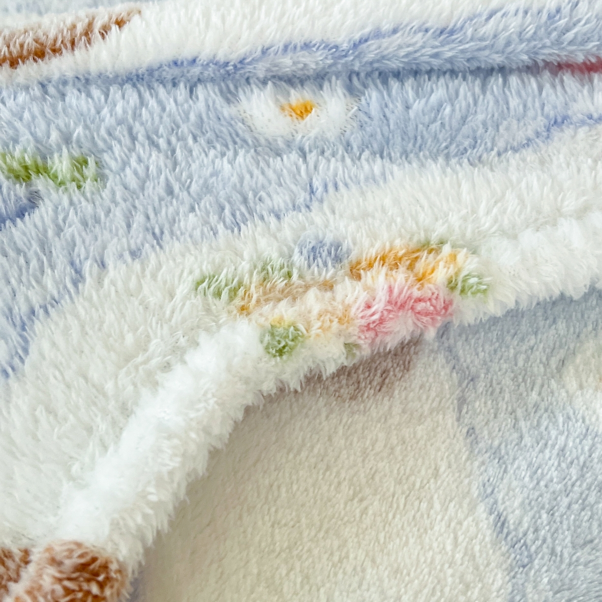 91家纺网 家纺一手货源 找家纺 川悦生活 2025新款雪花绒宿舍单床笠 床笠小熊花园