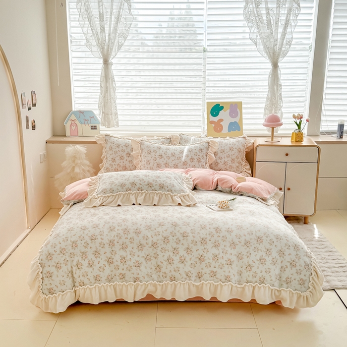 91家纺网 家纺一手货源 找家纺 （总）橘子家 2025轻奢法式花边公主风婴儿绒牛奶绒高克重四件套