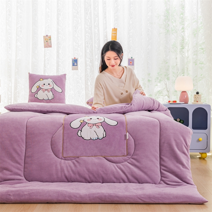 91家纺网 家纺一手货源 找家纺 哩哩熊 2025新款抱枕被子两用加厚二合一汽车载枕头办公室午睡毯子冬天靠枕-长耳兔系列 长耳兔-香芋紫