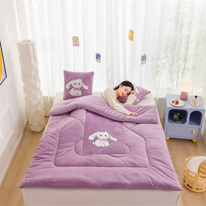 91家纺网 家纺一手货源 找家纺 哩哩熊 2025新款抱枕被子两用加厚二合一汽车载枕头办公室午睡毯子冬天靠枕-长耳兔系列 长耳兔-香芋紫