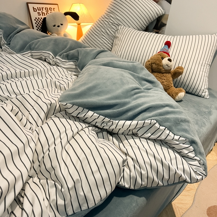 91家纺网 家纺一手货源 找家纺 悦织湾家纺 2025新款水洗棉牛奶绒单面绒单被套四件套双面两用春秋冬都可用学生宿舍四件套 单面绒简约白