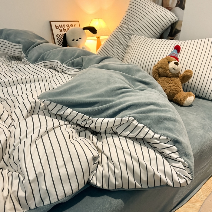 91家纺网 家纺一手货源 找家纺 悦织湾家纺 2025新款水洗棉牛奶绒单面绒单被套四件套双面两用春秋冬都可用学生宿舍四件套 单面绒简约白