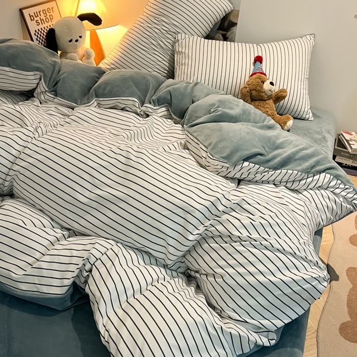 91家纺网 家纺一手货源 找家纺 悦织湾家纺 2025新款水洗棉牛奶绒单面绒单被套四件套双面两用春秋冬都可用学生宿舍四件套 单面绒简约白