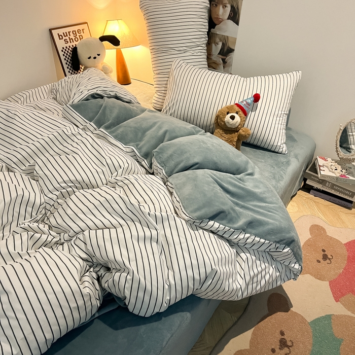 91家纺网 家纺一手货源 找家纺 悦织湾家纺 2025新款水洗棉牛奶绒单面绒单被套四件套双面两用春秋冬都可用学生宿舍四件套 单面绒简约白