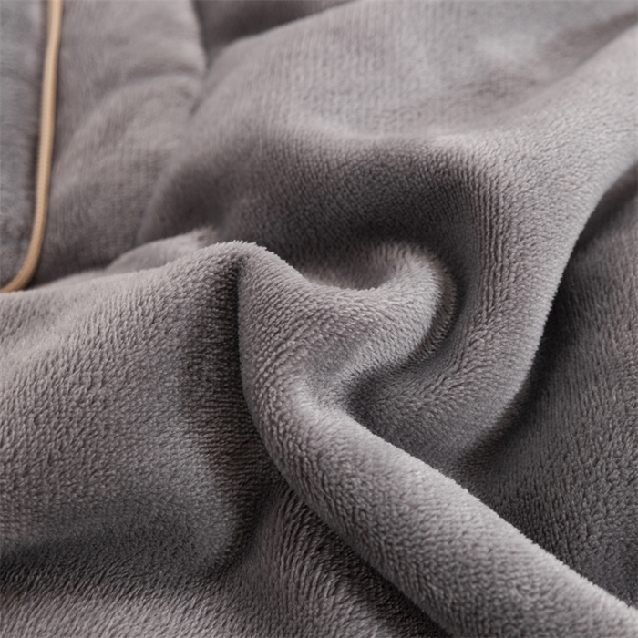 91家纺网 家纺一手货源 找家纺 哩哩熊 2025新款抱枕被子两用加厚二合一汽车载枕头办公室午睡毯子冬天靠枕-长耳兔系列 长耳兔-烟灰