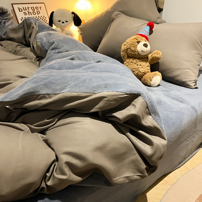 91家纺网 家纺一手货源 找家纺 悦织湾家纺 2025新款水洗棉牛奶绒单面绒单被套四件套双面两用春秋冬都可用学生宿舍四件套 单面绒浅灰