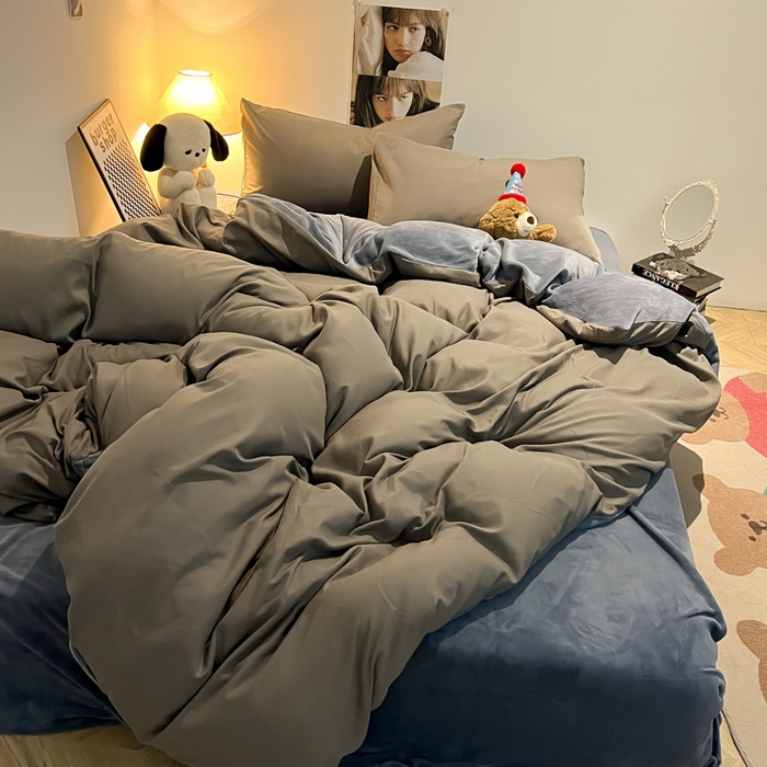 91家纺网 家纺一手货源 找家纺 悦织湾家纺 2025新款水洗棉牛奶绒单面绒单被套四件套双面两用春秋冬都可用学生宿舍四件套 单面绒浅灰