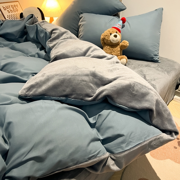 91家纺网 家纺一手货源 找家纺 悦织湾家纺 2025新款水洗棉牛奶绒单面绒单被套四件套双面两用春秋冬都可用学生宿舍四件套 单面绒浅兰灰浅灰