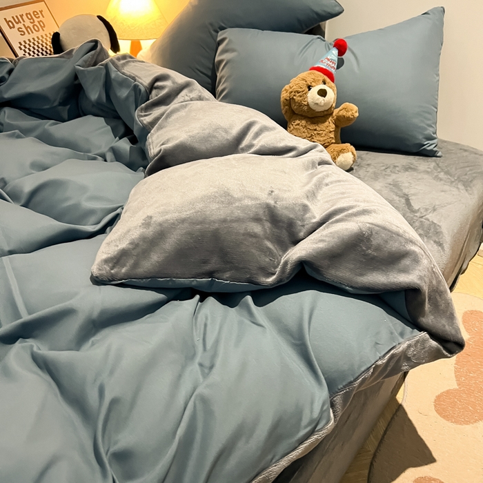 91家纺网 家纺一手货源 找家纺 悦织湾家纺 2025新款水洗棉牛奶绒单面绒单被套四件套双面两用春秋冬都可用学生宿舍四件套 单面绒浅兰灰浅灰