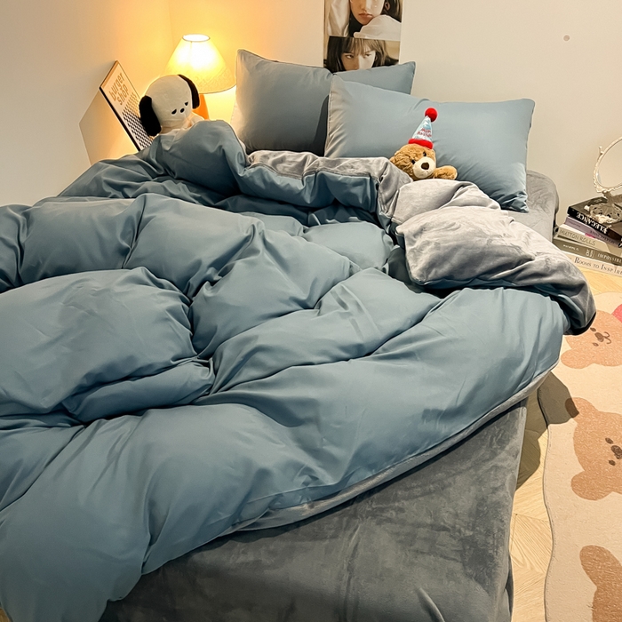 91家纺网 家纺一手货源 找家纺 悦织湾家纺 2025新款水洗棉牛奶绒单面绒单被套四件套双面两用春秋冬都可用学生宿舍四件套 单面绒浅兰灰浅灰