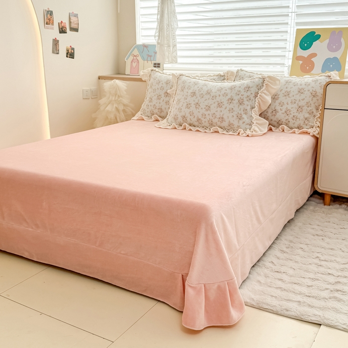 91家纺网 家纺一手货源 找家纺 （总）橘子家 2025轻奢法式花边公主风婴儿绒牛奶绒高克重四件套