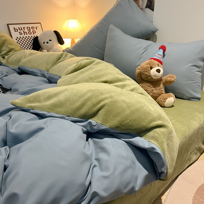 91家纺网 家纺一手货源 找家纺 悦织湾家纺 2025新款水洗棉牛奶绒单面绒单被套四件套双面两用春秋冬都可用学生宿舍四件套 单面绒浅兰抹茶