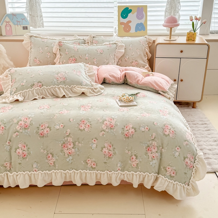 91家纺网 家纺一手货源 找家纺 橘子家 2025轻奢法式花边公主风婴儿绒牛奶绒高克重四件套 安妮