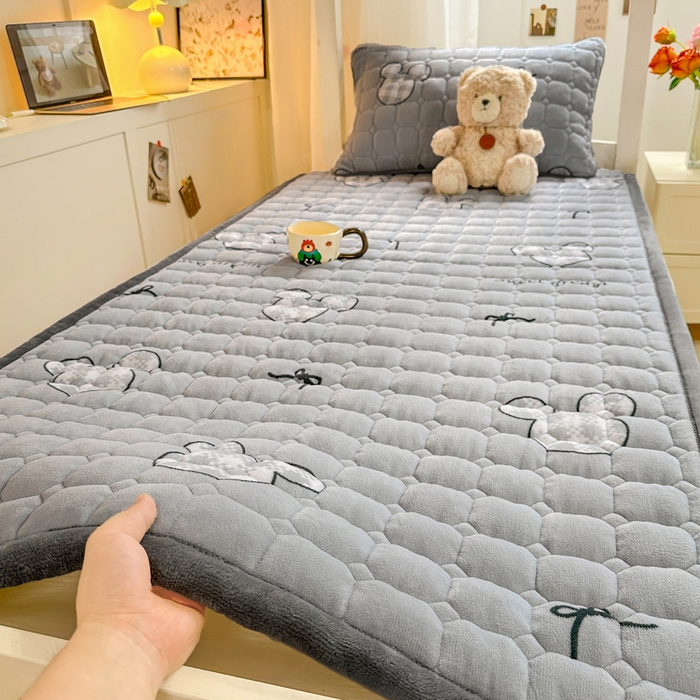 91家纺网 家纺一手货源 找家纺 （总）源舍家纺 2024新款牛奶绒学生宿舍床垫床褥款上下铺床垫