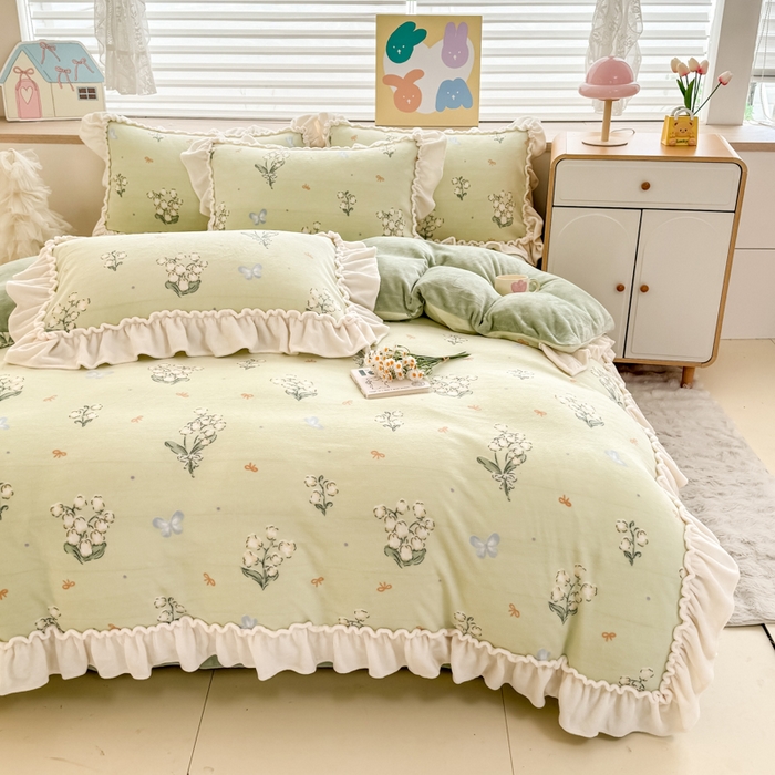 91家纺网 家纺一手货源 找家纺 橘子家 2025轻奢法式花边公主风婴儿绒牛奶绒高克重四件套 风铃草