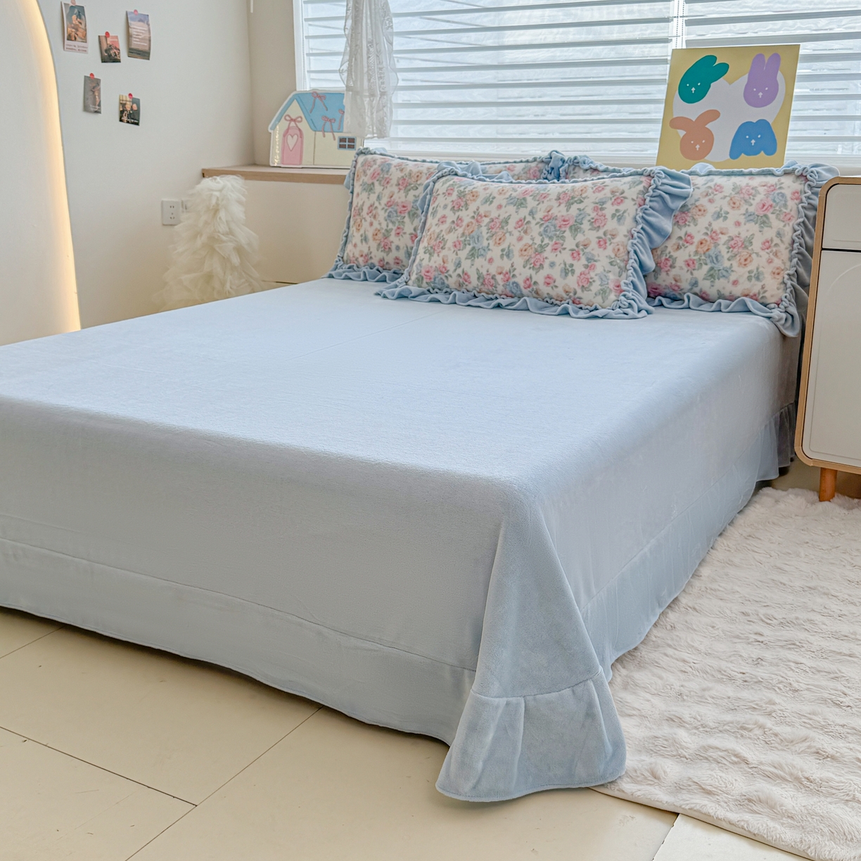 91家纺网 家纺一手货源 找家纺 橘子家 2025轻奢法式花边公主风婴儿绒牛奶绒高克重四件套 花间梦