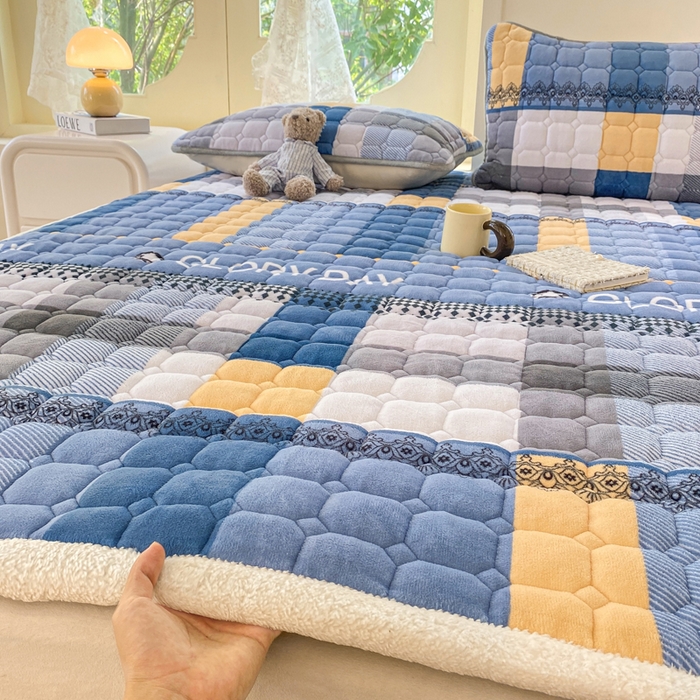 91家纺网 家纺一手货源 找家纺 （总）源舍家纺2024新款牛奶绒夹棉床垫床褥