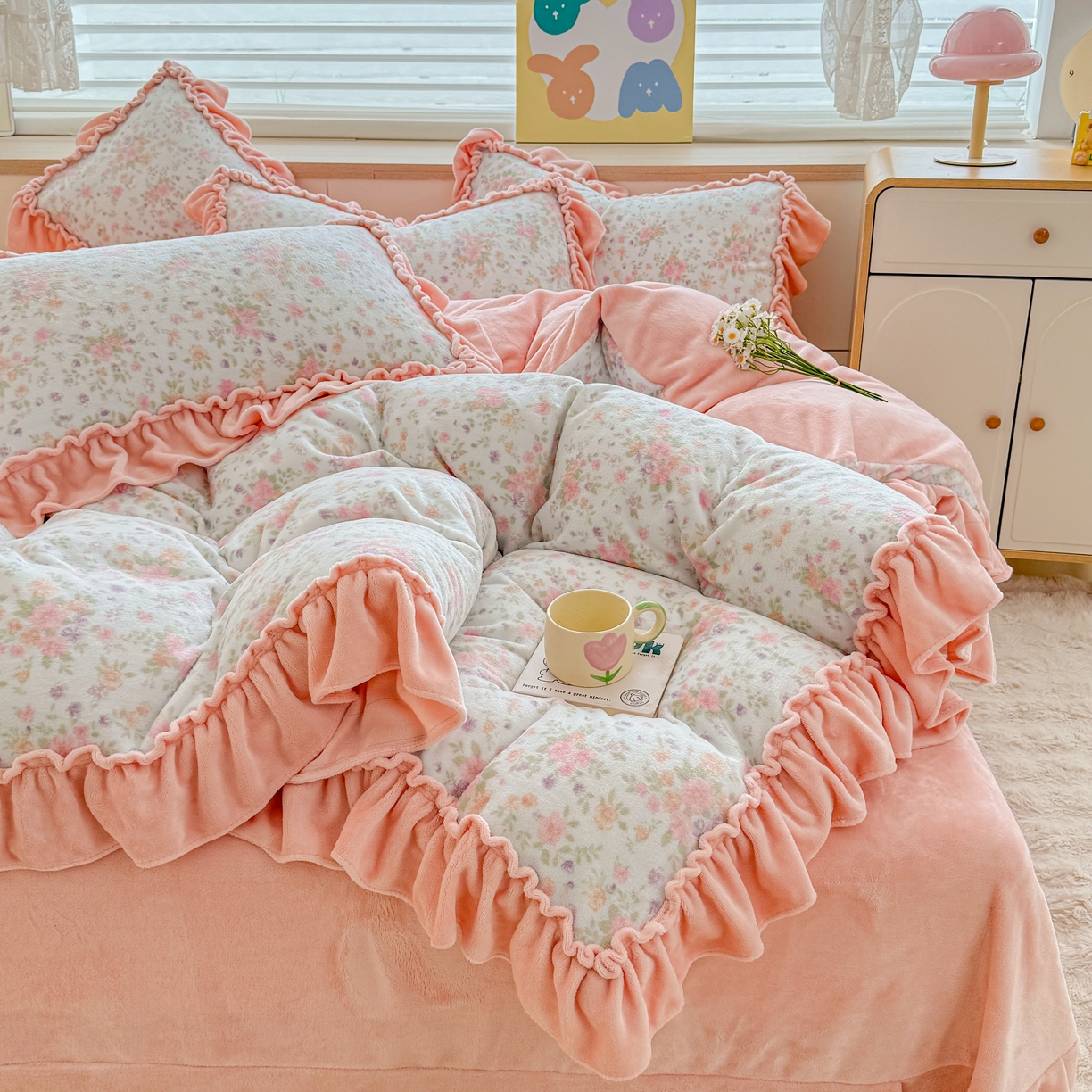 91家纺网 家纺一手货源 找家纺 橘子家 2025轻奢法式花边公主风婴儿绒牛奶绒高克重四件套 花香