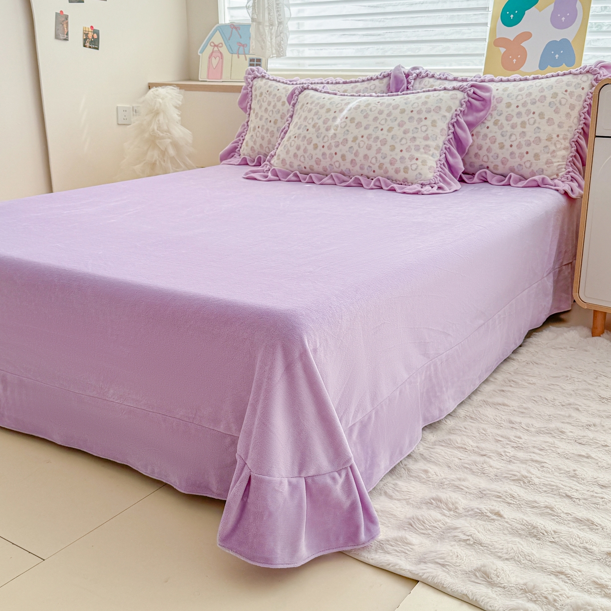 91家纺网 家纺一手货源 找家纺 橘子家 2025轻奢法式花边公主风婴儿绒牛奶绒高克重四件套 可可草莓