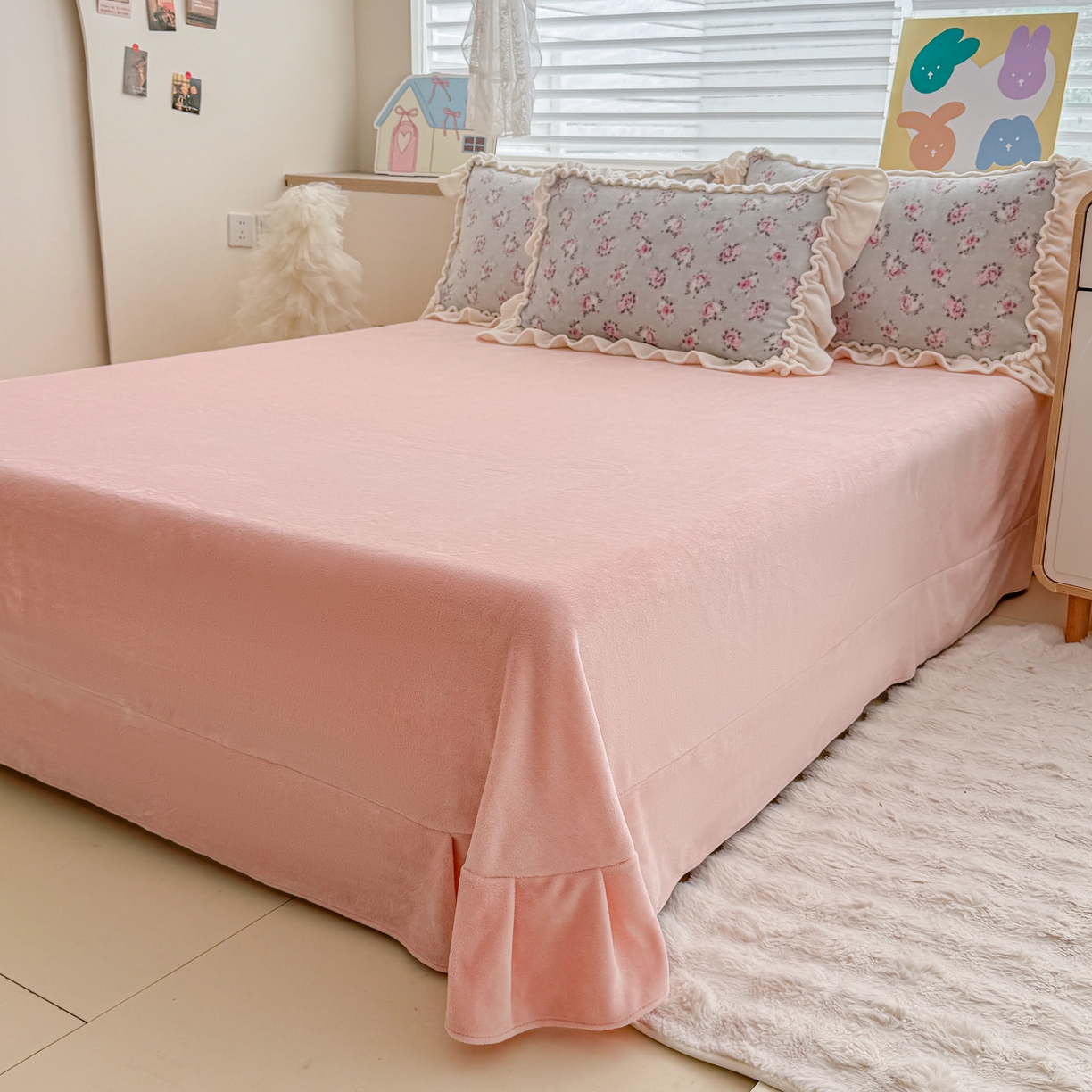 91家纺网 家纺一手货源 找家纺 橘子家 2025轻奢法式花边公主风婴儿绒牛奶绒高克重四件套 蔓可