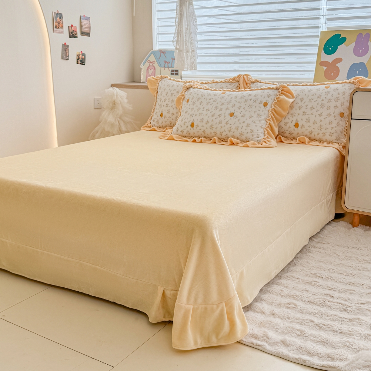 91家纺网 家纺一手货源 找家纺 橘子家 2025轻奢法式花边公主风婴儿绒牛奶绒高克重四件套 蜜桔