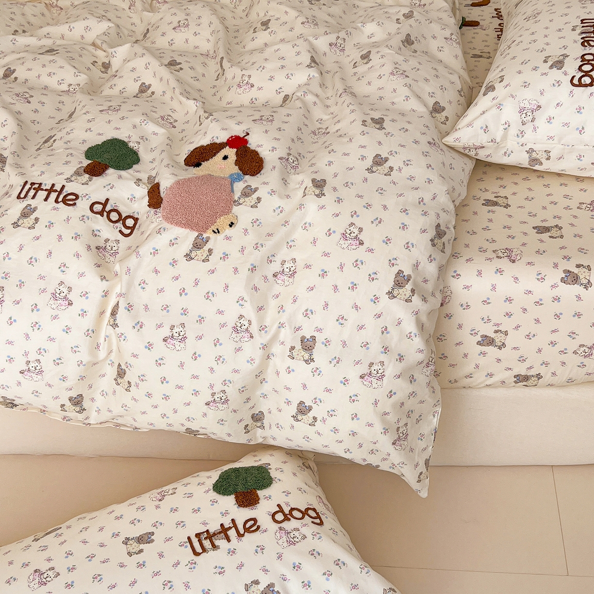 91家纺网 家纺一手货源 找家纺 舒居家纺 2025新款13070全棉纯棉毛巾绣四件套 可米宝贝