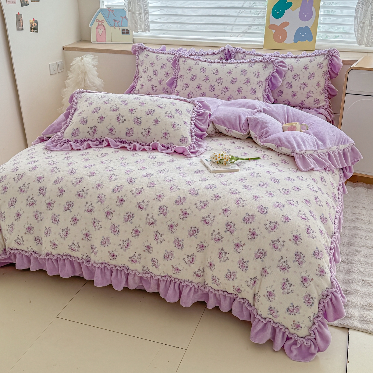 91家纺网 家纺一手货源 找家纺 橘子家 2025轻奢法式花边公主风婴儿绒牛奶绒高克重四件套 乔依