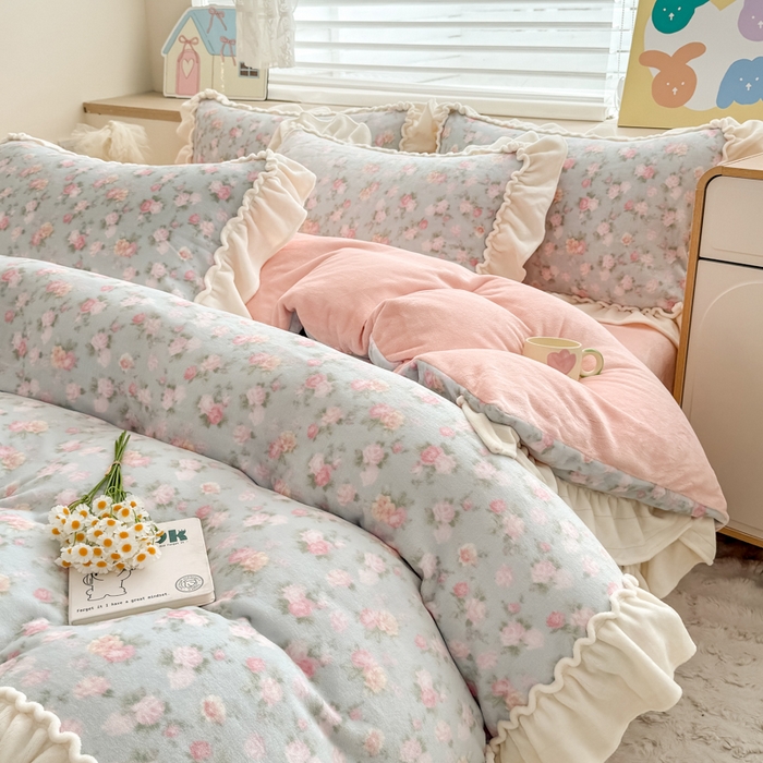 91家纺网 家纺一手货源 找家纺 橘子家 2025轻奢法式花边公主风婴儿绒牛奶绒高克重四件套 甜梦