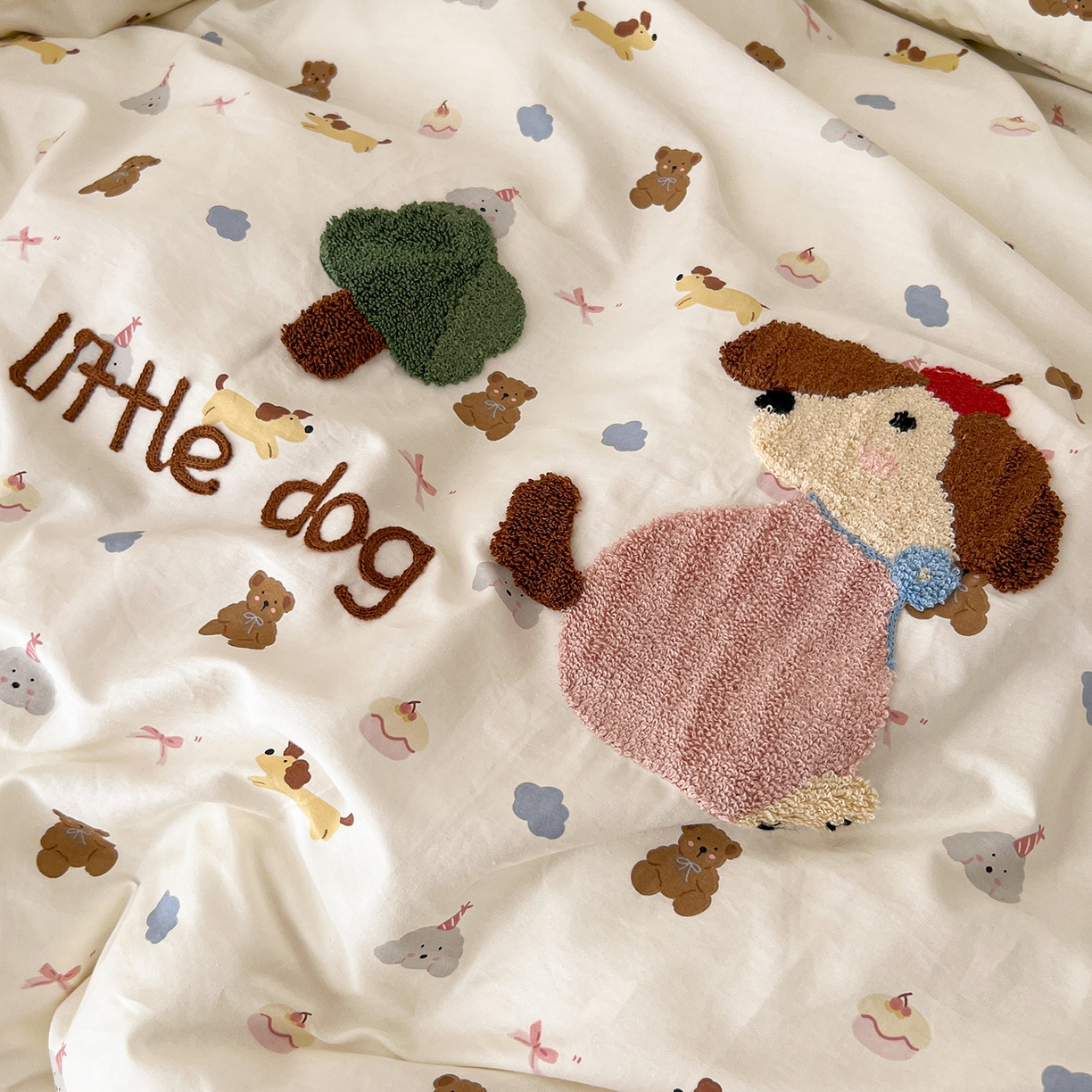 91家纺网 家纺一手货源 找家纺 舒居家纺 2025新款13070全棉纯棉毛巾绣四件套 奇趣缤纷