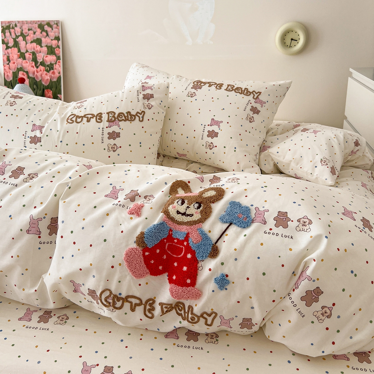 91家纺网 家纺一手货源 找家纺 舒居家纺 2025新款13070全棉纯棉毛巾绣四件套 玩伴