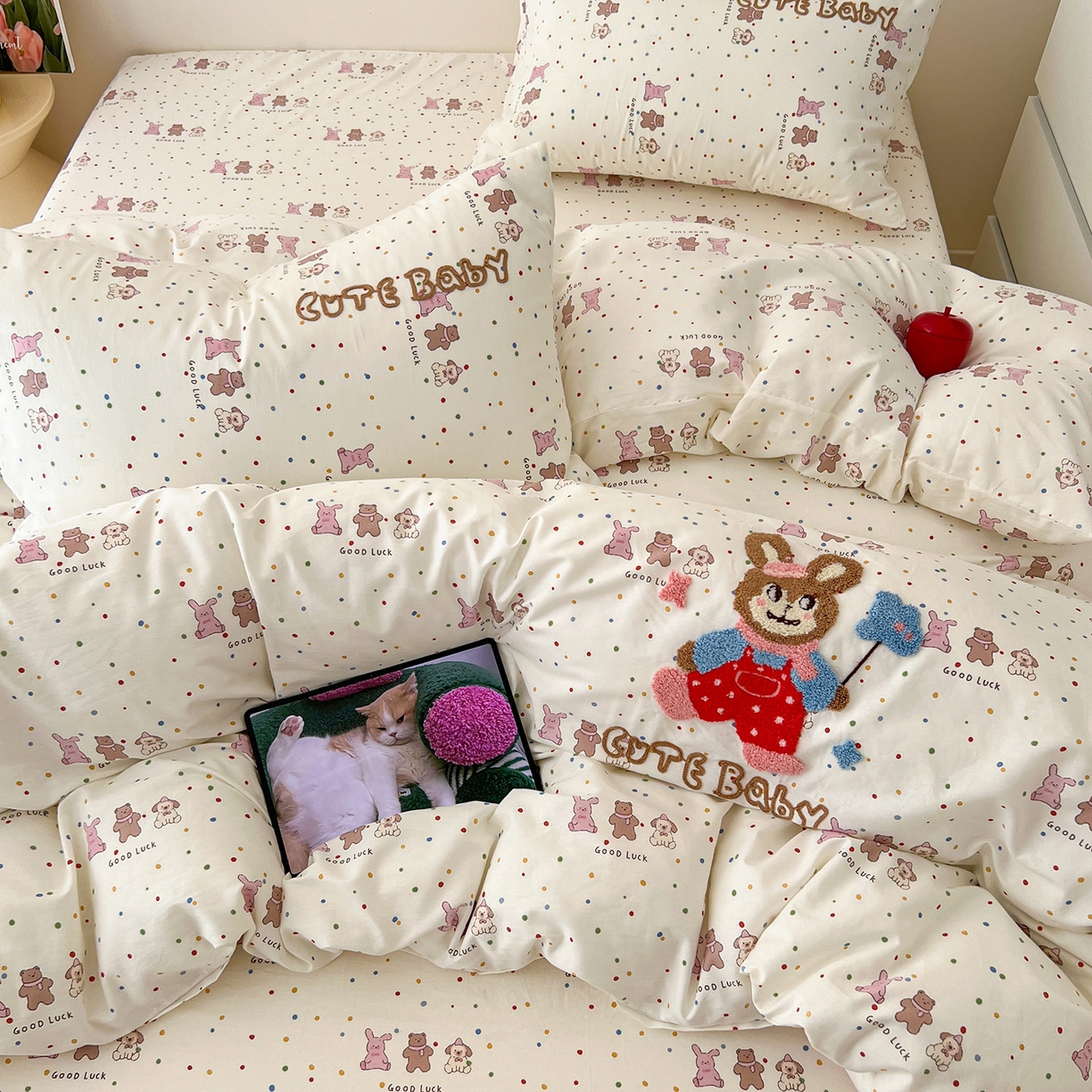 91家纺网 家纺一手货源 找家纺 舒居家纺 2025新款13070全棉纯棉毛巾绣四件套 玩伴