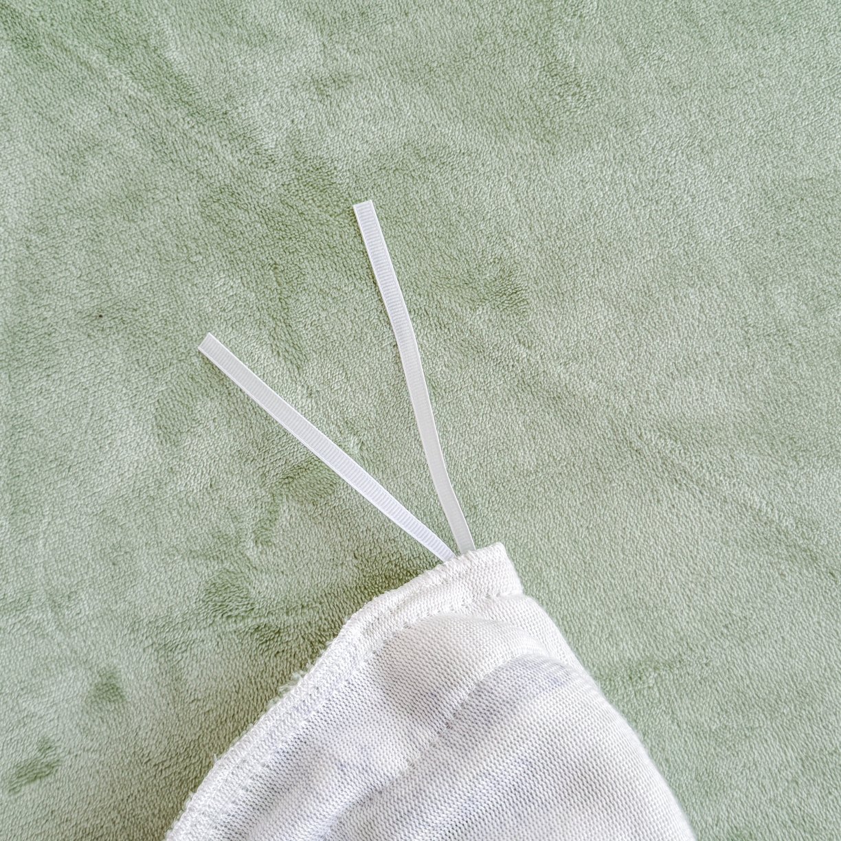 91家纺网 家纺一手货源 找家纺 橘子家 2025轻奢法式花边公主风婴儿绒牛奶绒高克重四件套 晚风