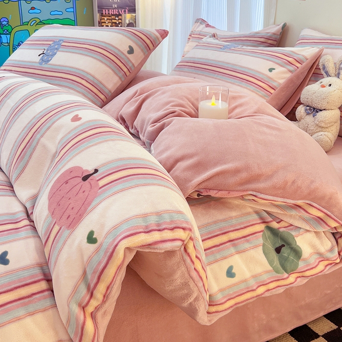 HL原创 2025新款牛奶绒四件套 彩条南瓜