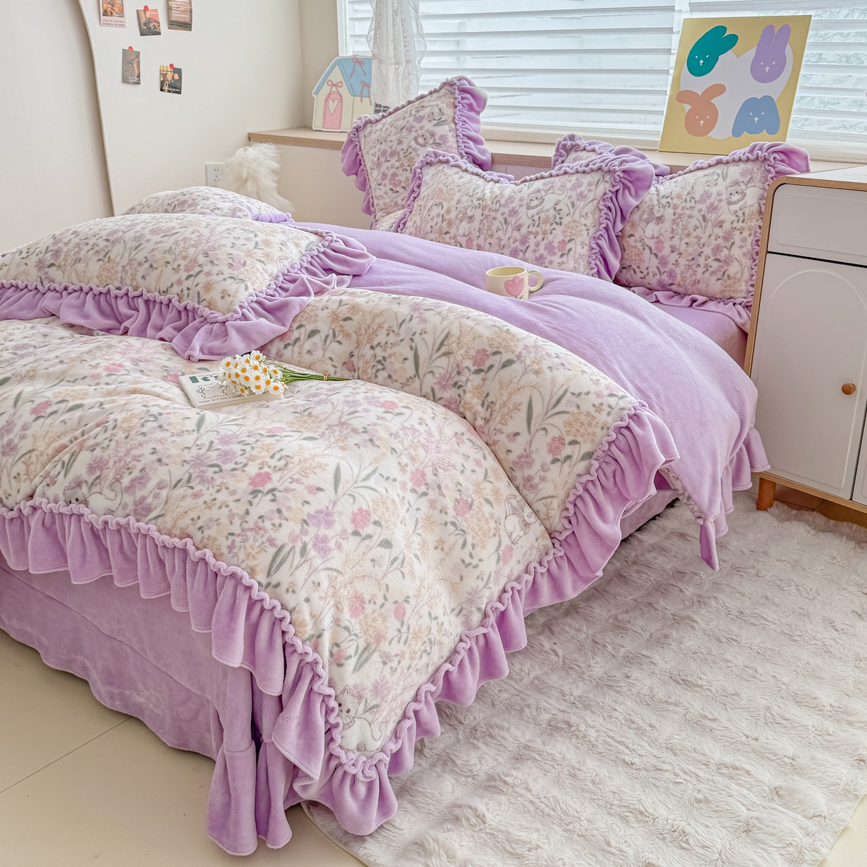 91家纺网 家纺一手货源 找家纺 橘子家 2025轻奢法式花边公主风婴儿绒牛奶绒高克重四件套 枝蔓