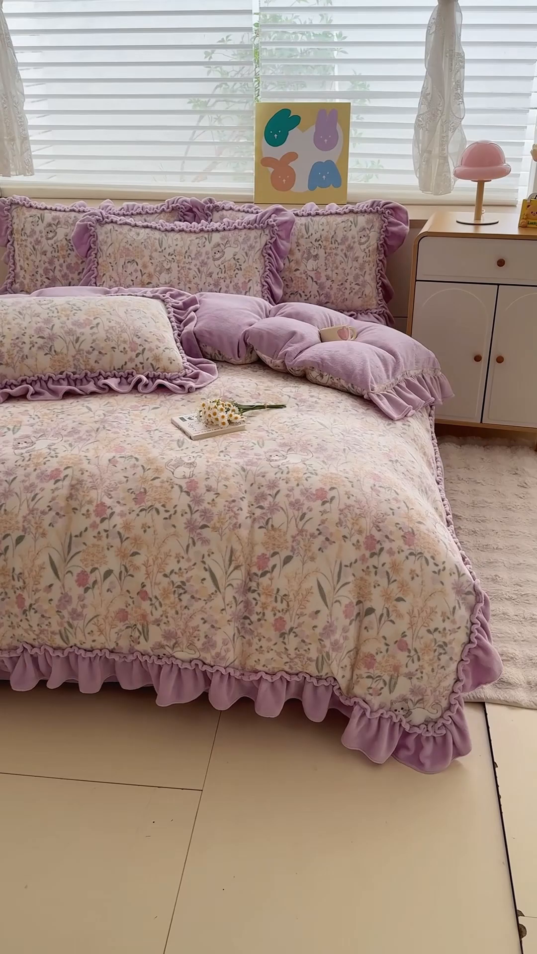 91家纺网 家纺一手货源 找家纺 橘子家 2025轻奢法式花边公主风婴儿绒牛奶绒高克重四件套 枝蔓