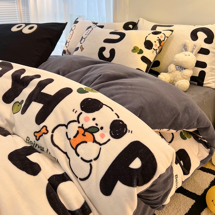 91家纺网 家纺一手货源 找家纺 HL原创 2025新款牛奶绒四件套 嗨皮狗