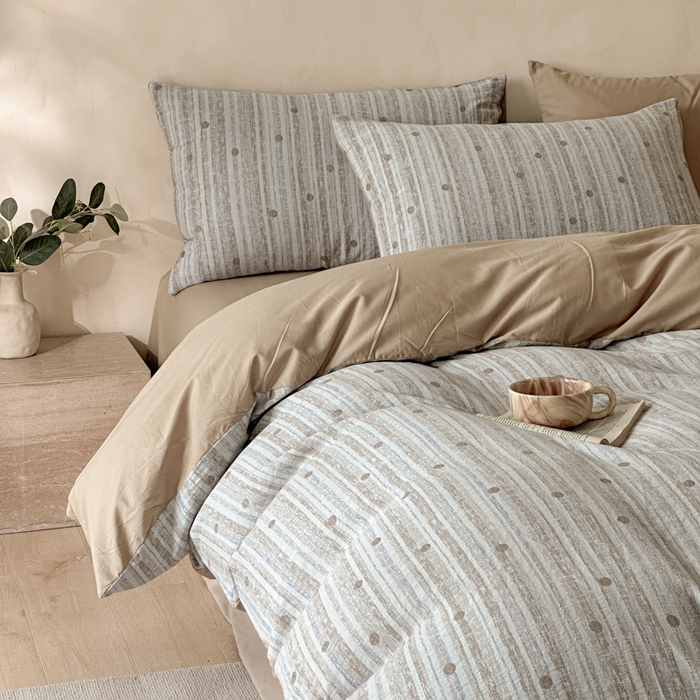 91家纺网 家纺一手货源 找家纺 言一 2025新款A类100支陶瓷轻磨毛新疆长绒棉纯棉全棉提花四件套 海盐波点-浅咖