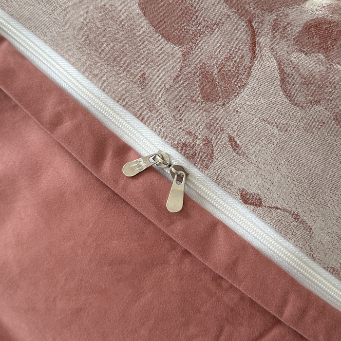 91家纺网 家纺一手货源 找家纺 言一 2025新款A类100支陶瓷轻磨毛新疆长绒棉纯棉全棉提花四件套 墨雨云间-焦糖