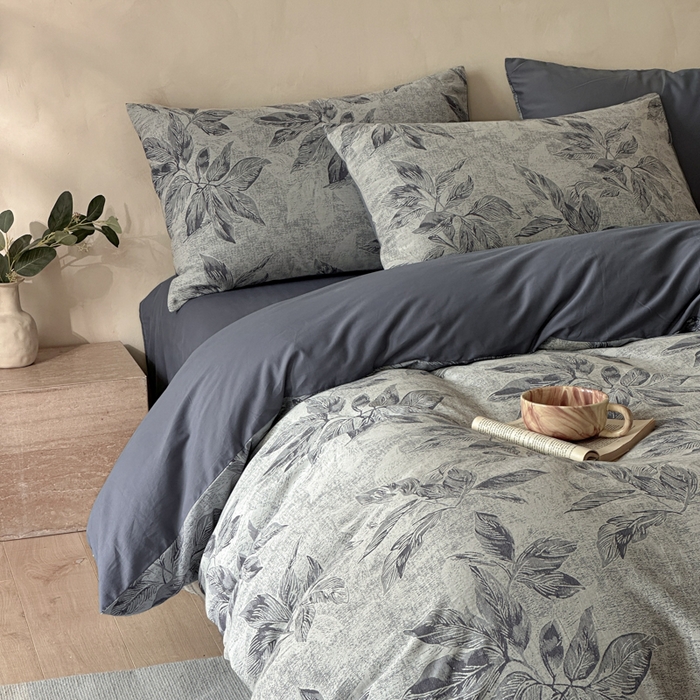 91家纺网 家纺一手货源 找家纺 言一 2025新款A类100支陶瓷轻磨毛新疆长绒棉纯棉全棉提花四件套 树叶深深-蓝