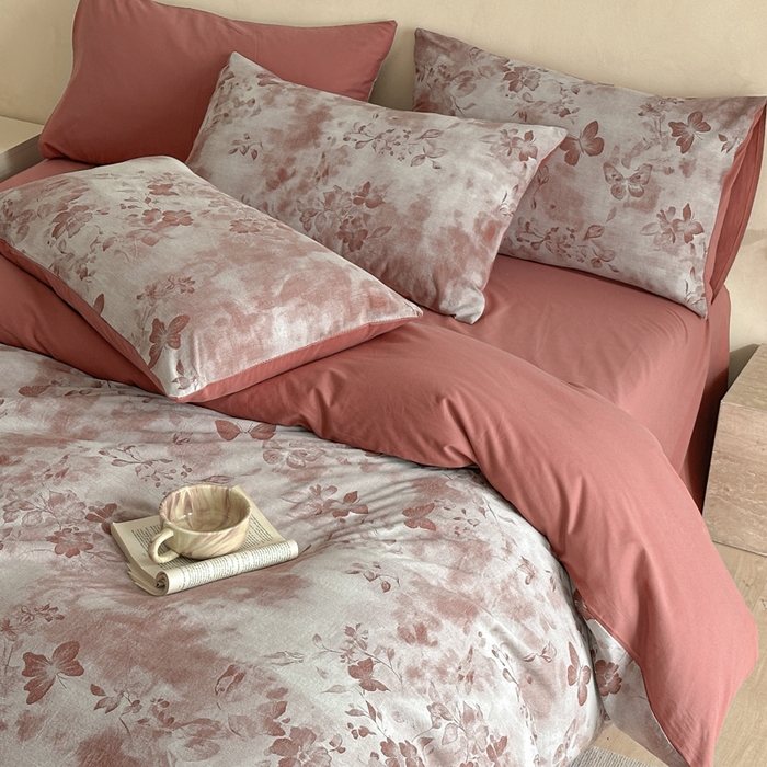 91家纺网 家纺一手货源 找家纺 言一 2025新款A类100支陶瓷轻磨毛新疆长绒棉纯棉全棉提花四件套 墨雨云间-焦糖